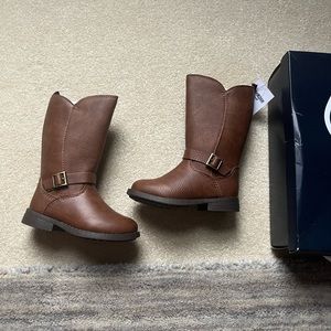 NWT brown boots